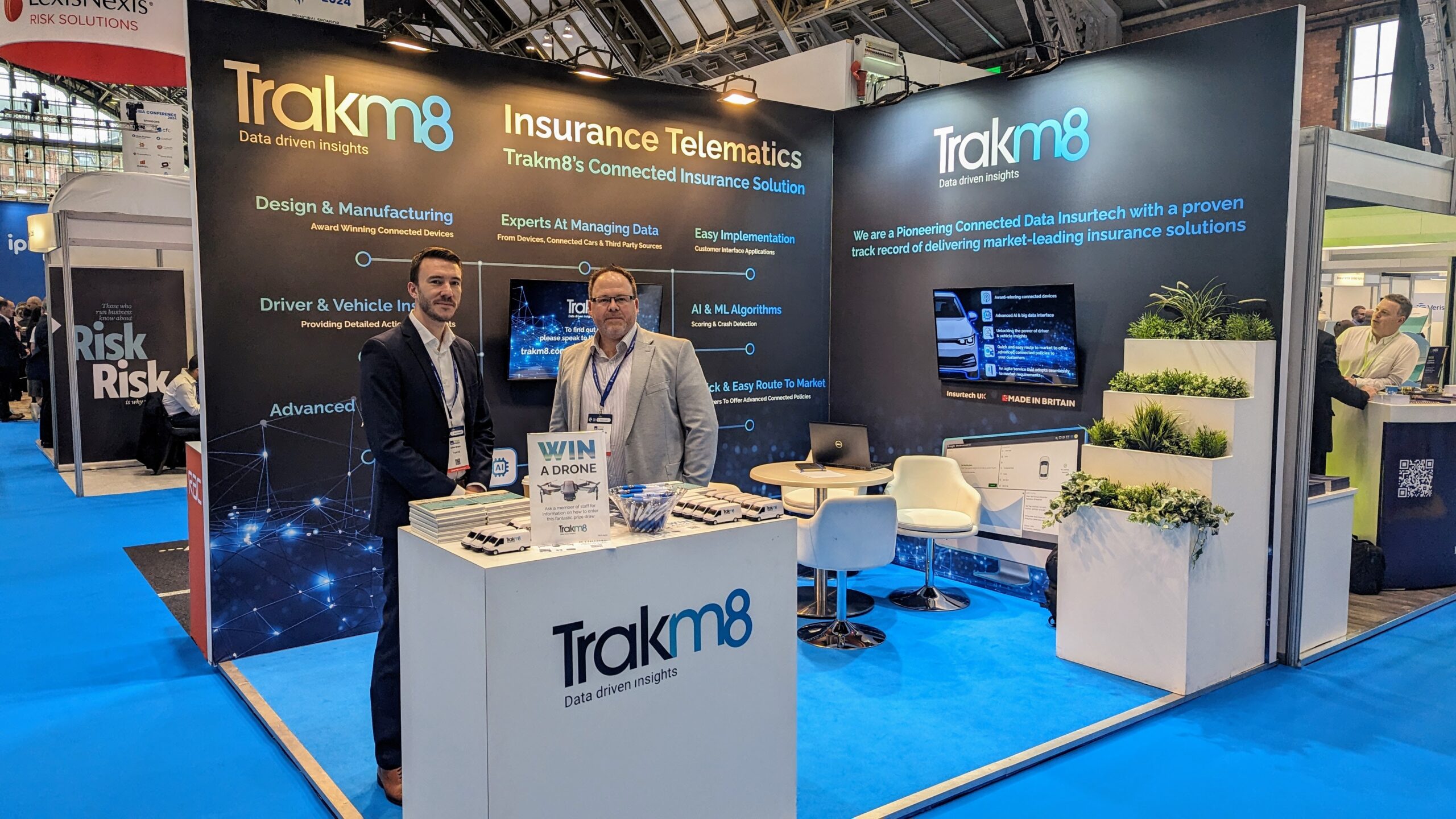 تقدیر از ۶ استاد پیشکسوت دانشگاه صنعتی شریف